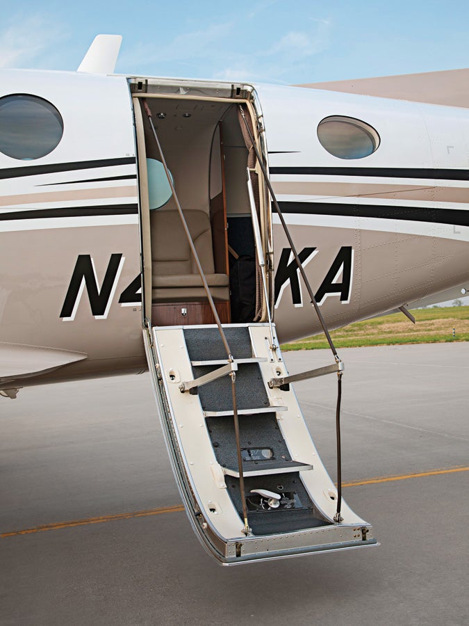 fly0611_kingair6.jpg