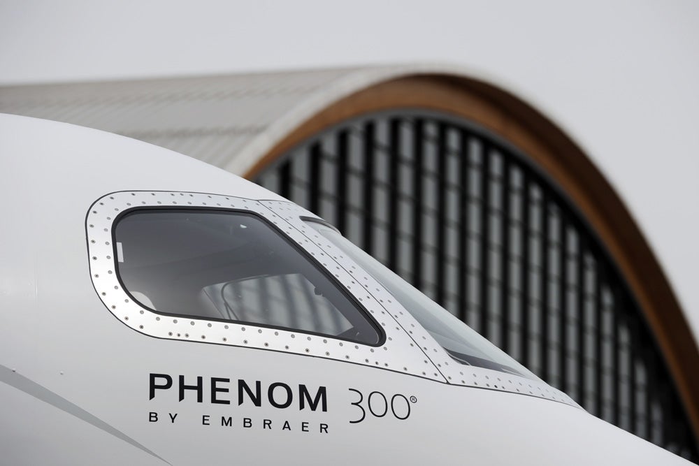 Phenom 300