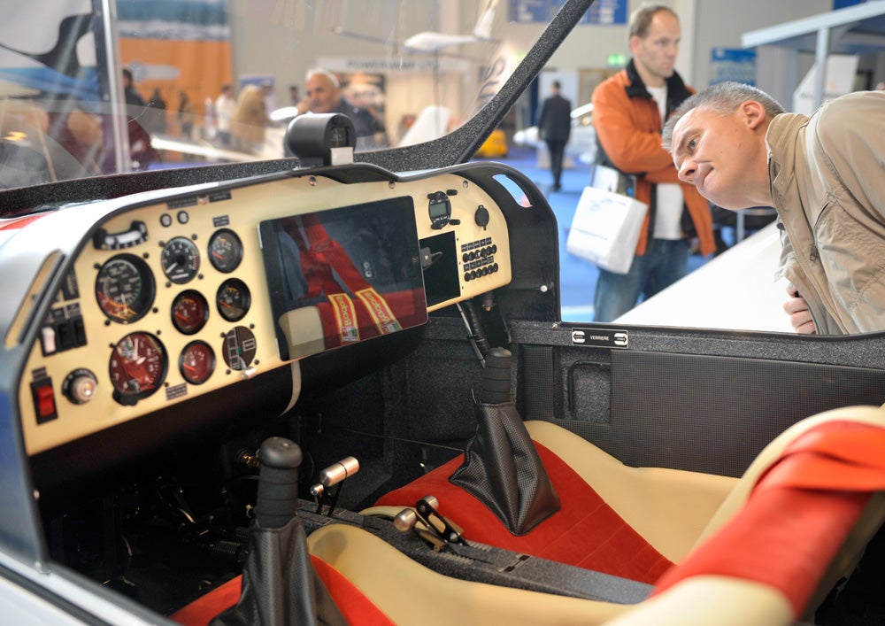 DynAero MCR ULC cockpit