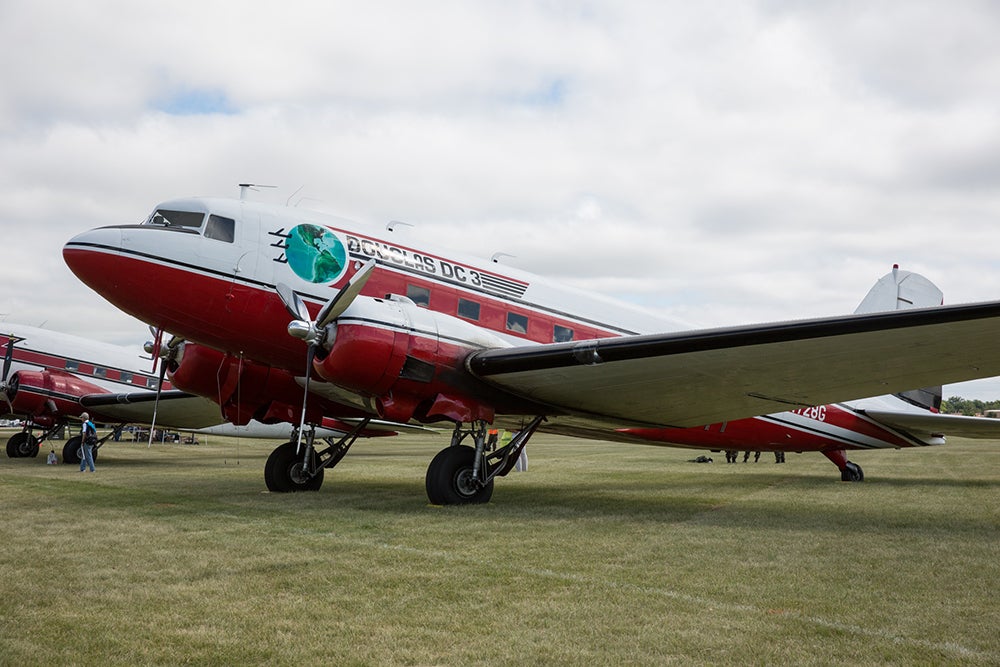 dc-3.jpg