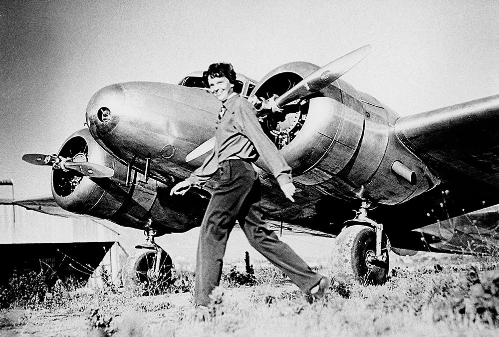 20famous-earhart-and-electra.jpg