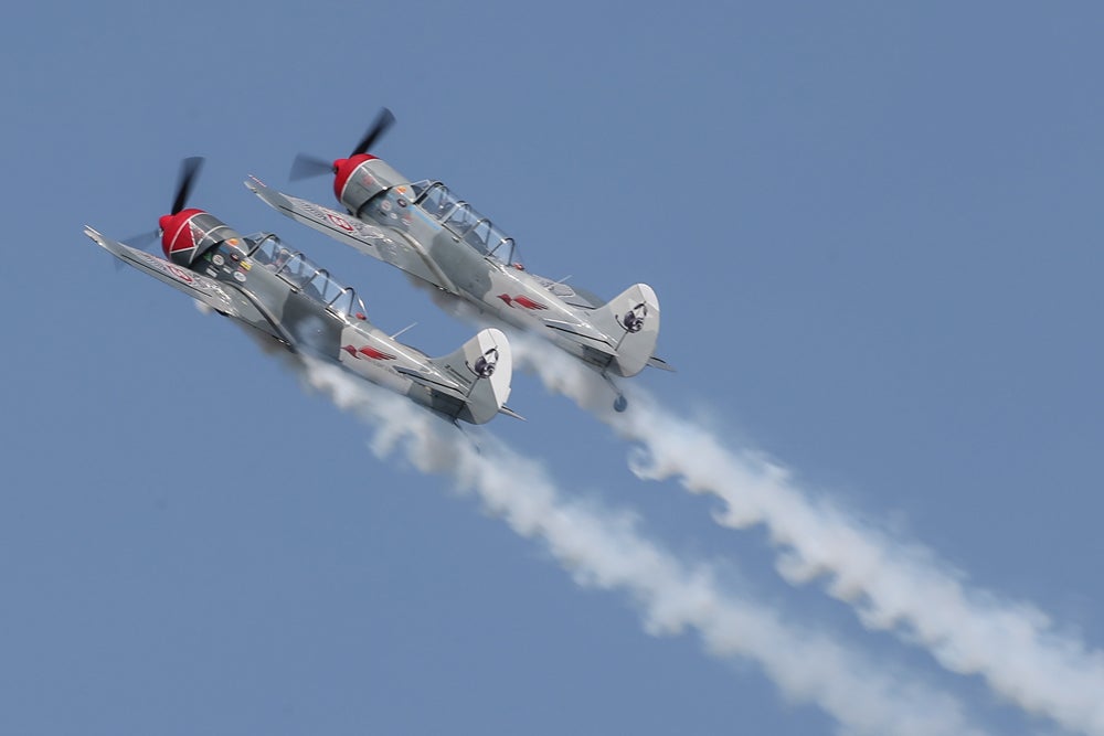 airventure airshow action002.jpg