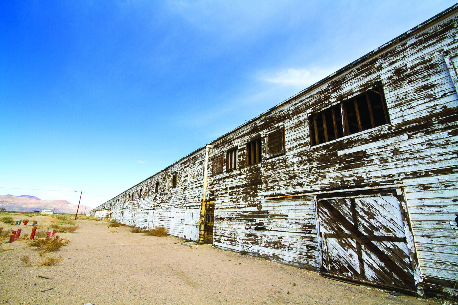 Barstow-Daggett Hangar