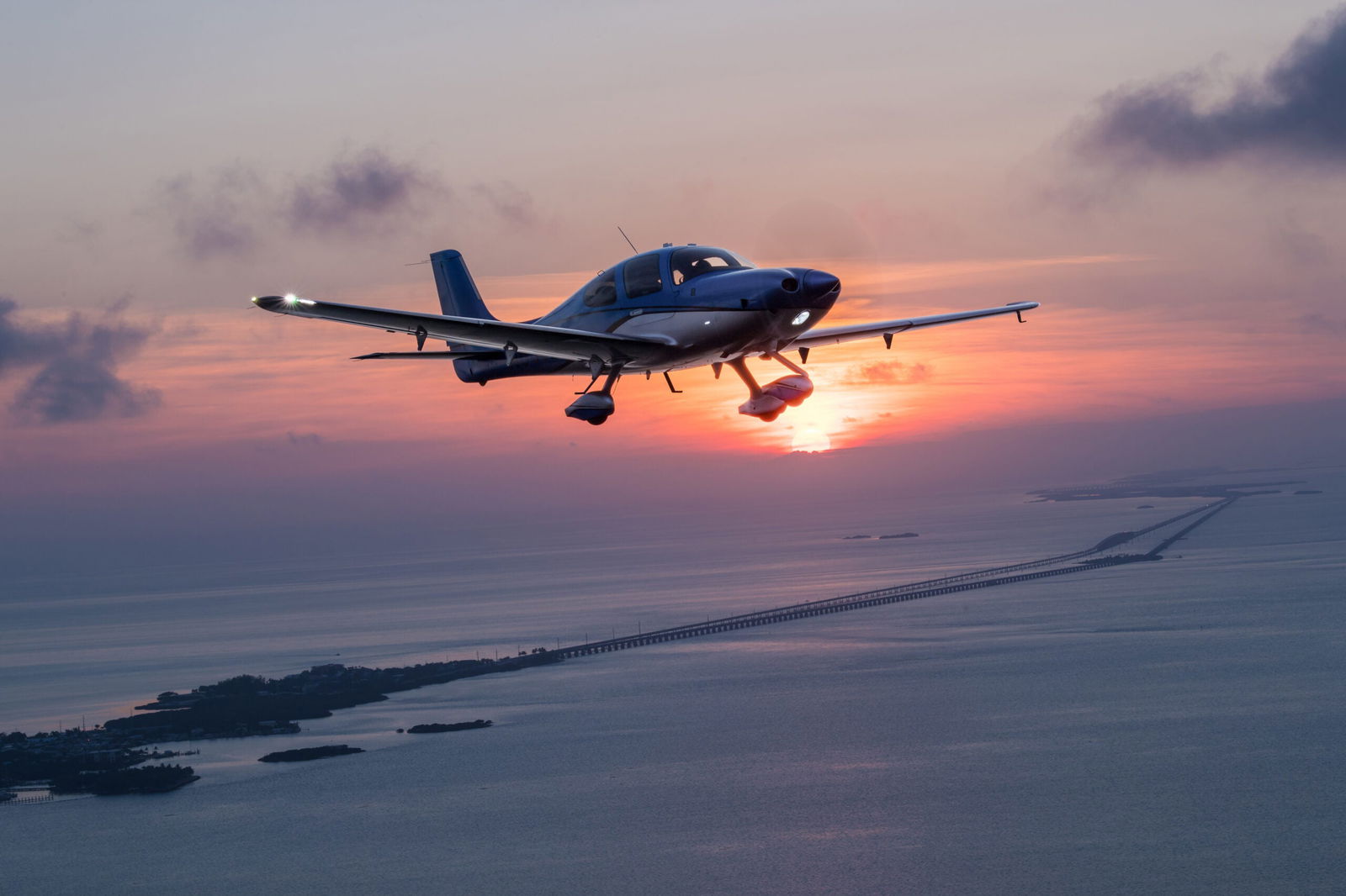 Cirrus SR22 G6