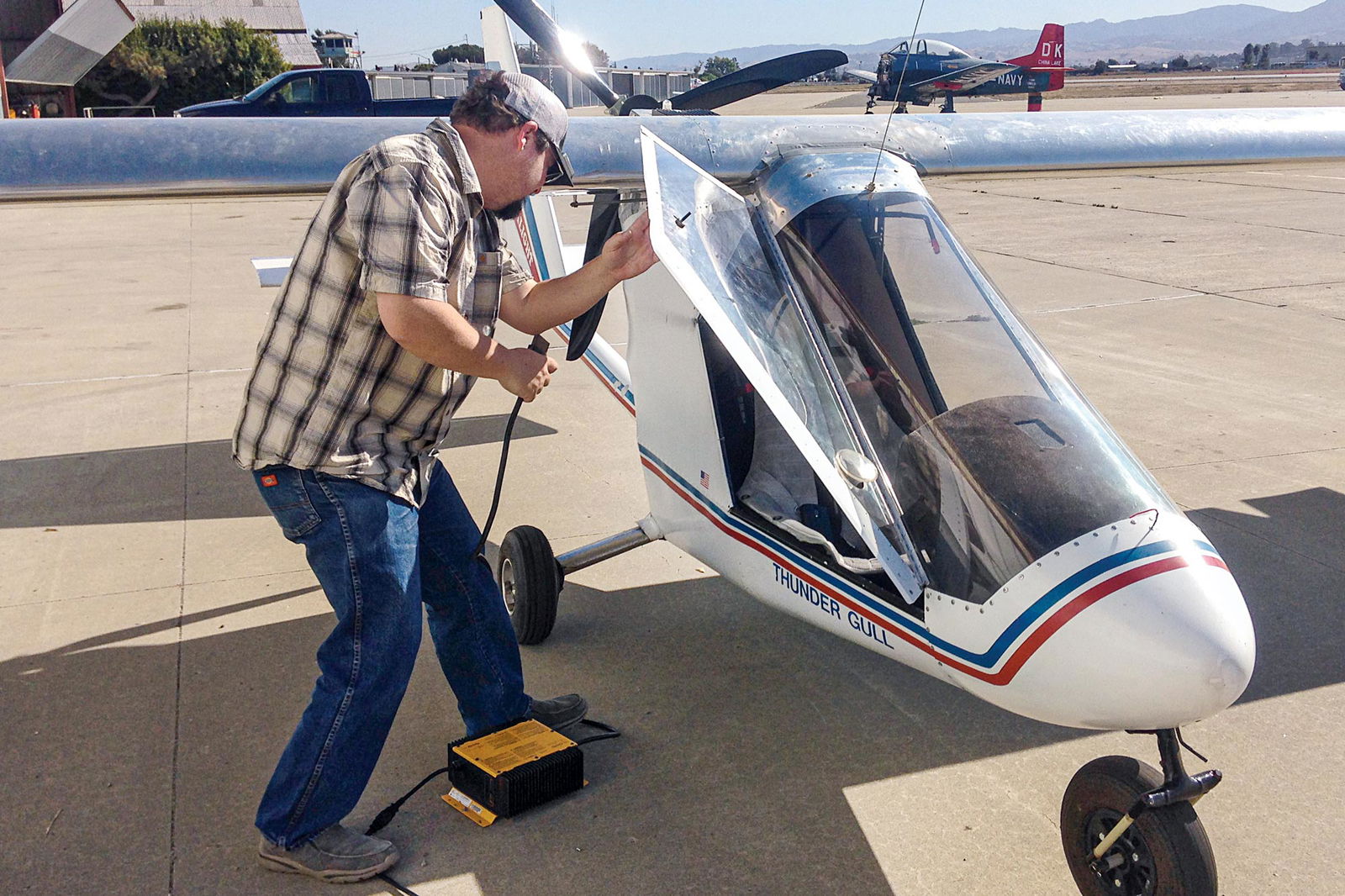 Gabriel DeVault with the electric Thunder Gull