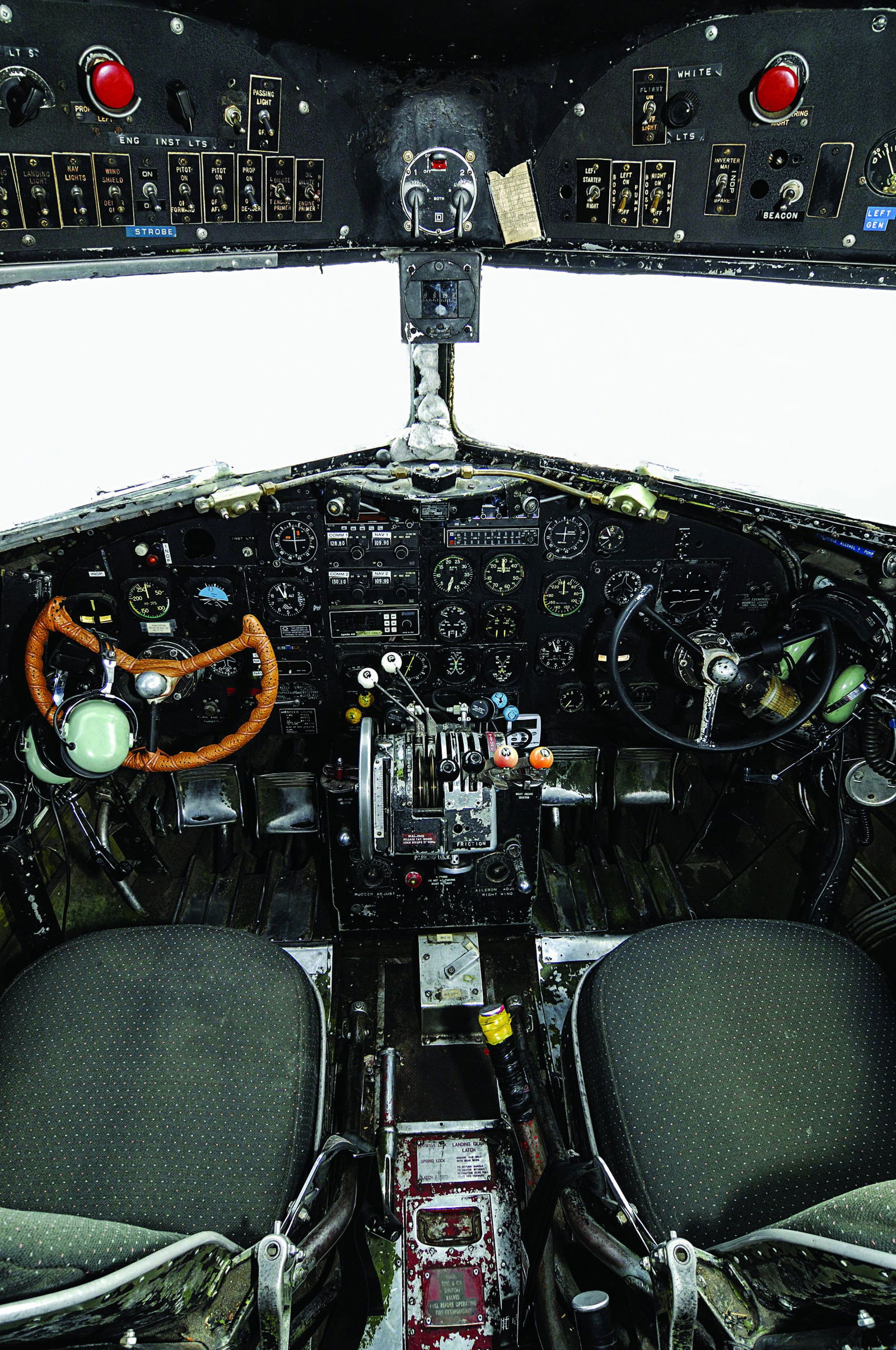 DC3 Cockpit