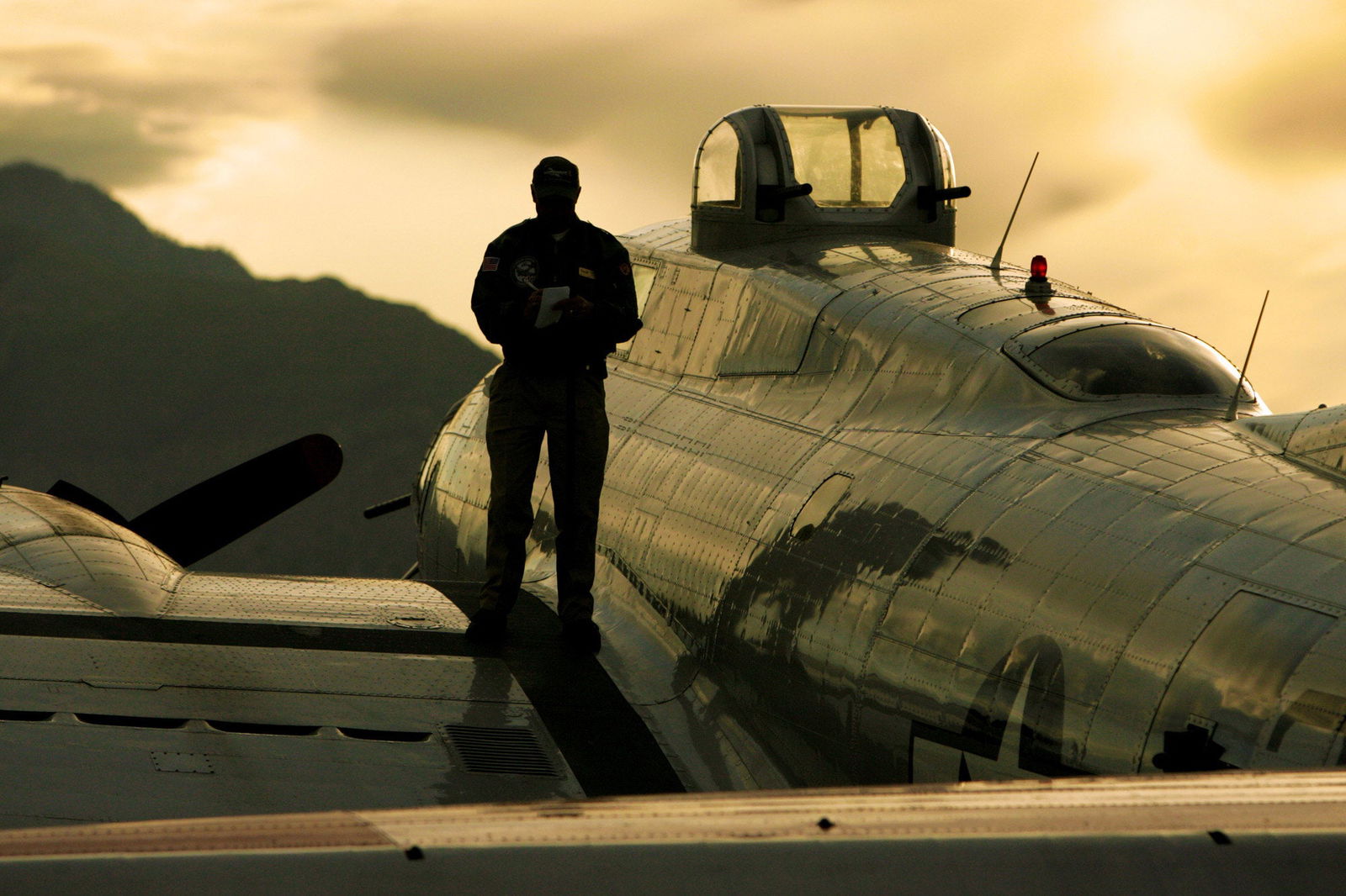 Aluminum Overcast B-17