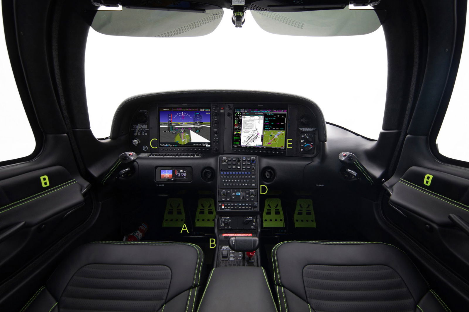 Cirrus SR22T 8000