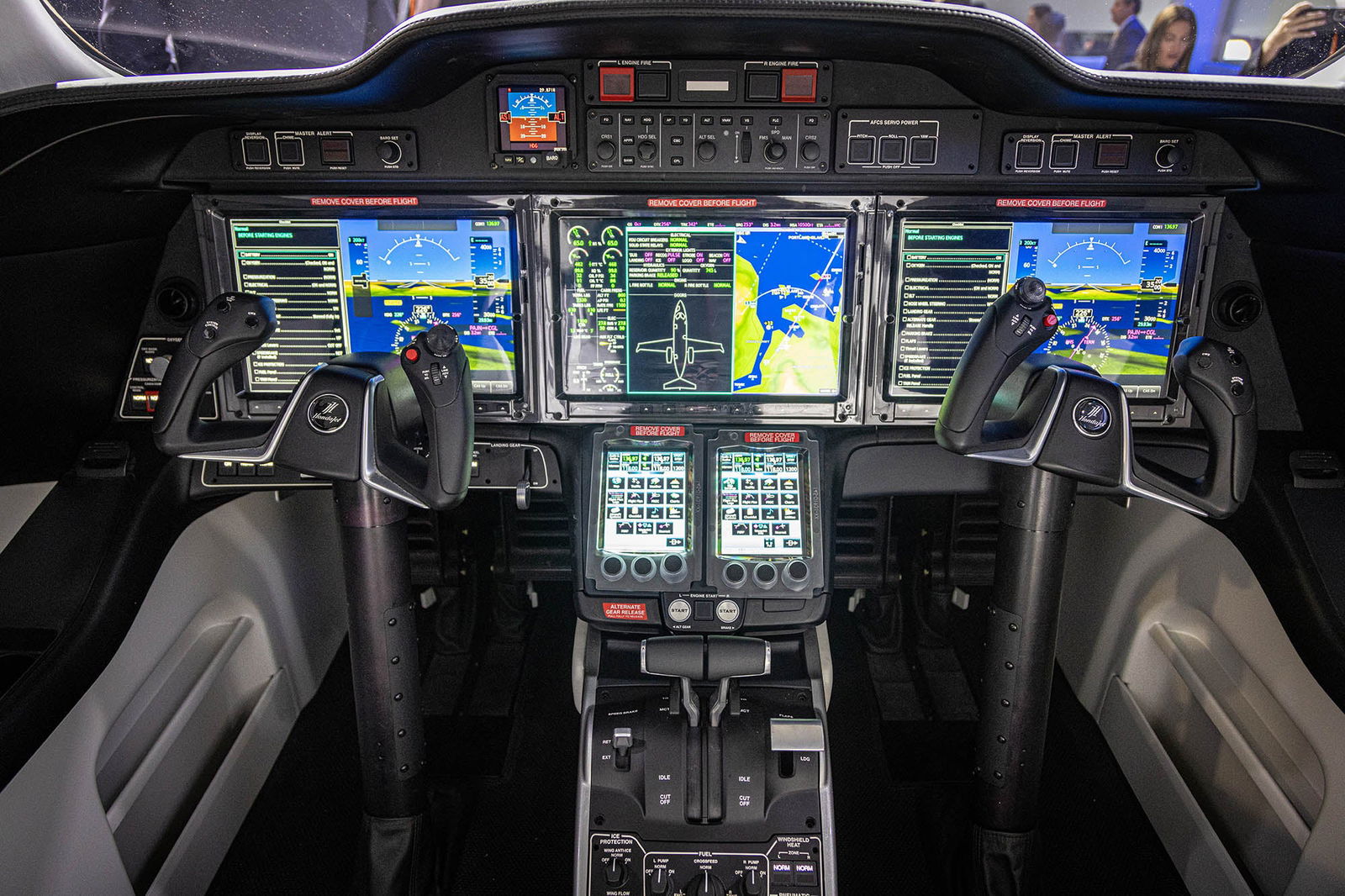 The cockpit of the HondaJet 2600 is taller and wider than its sister plane, the HA-420.