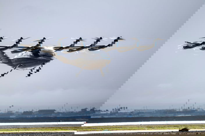 Archer Aviation eVTOL Demonstraor Maker in Flight