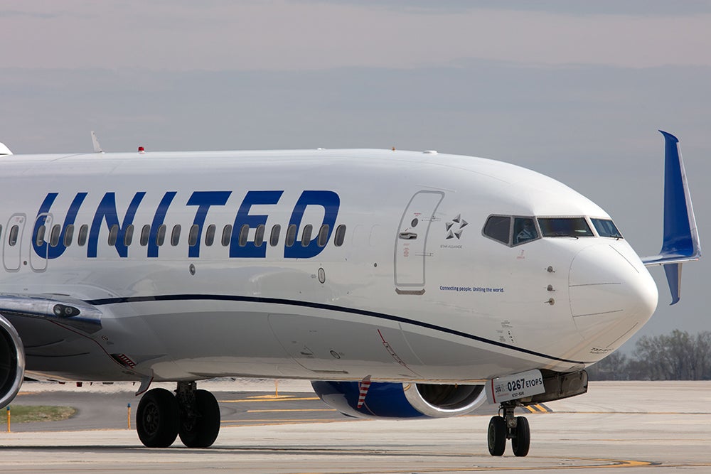 United Airlines airliner taxiing