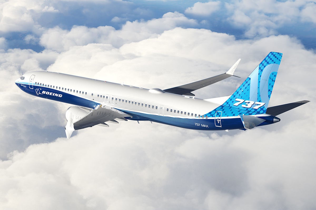 Boeing 737-10