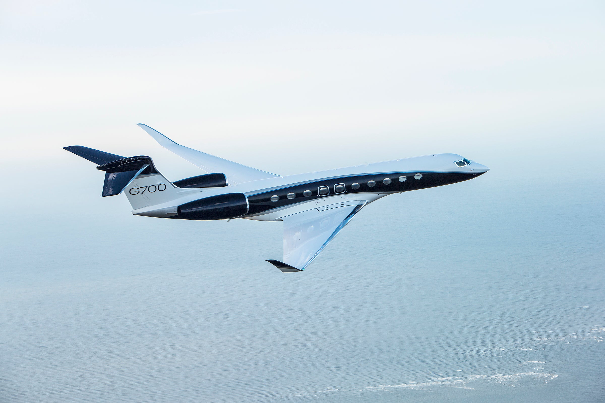 Gulfstream G700 in test flight