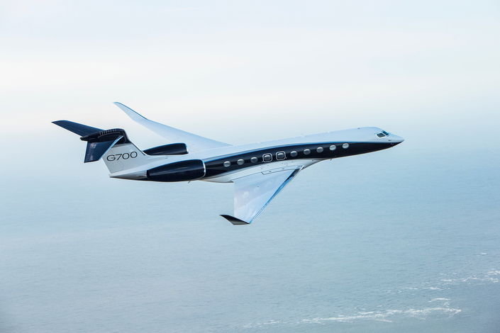 Gulfstream G700 in test flight