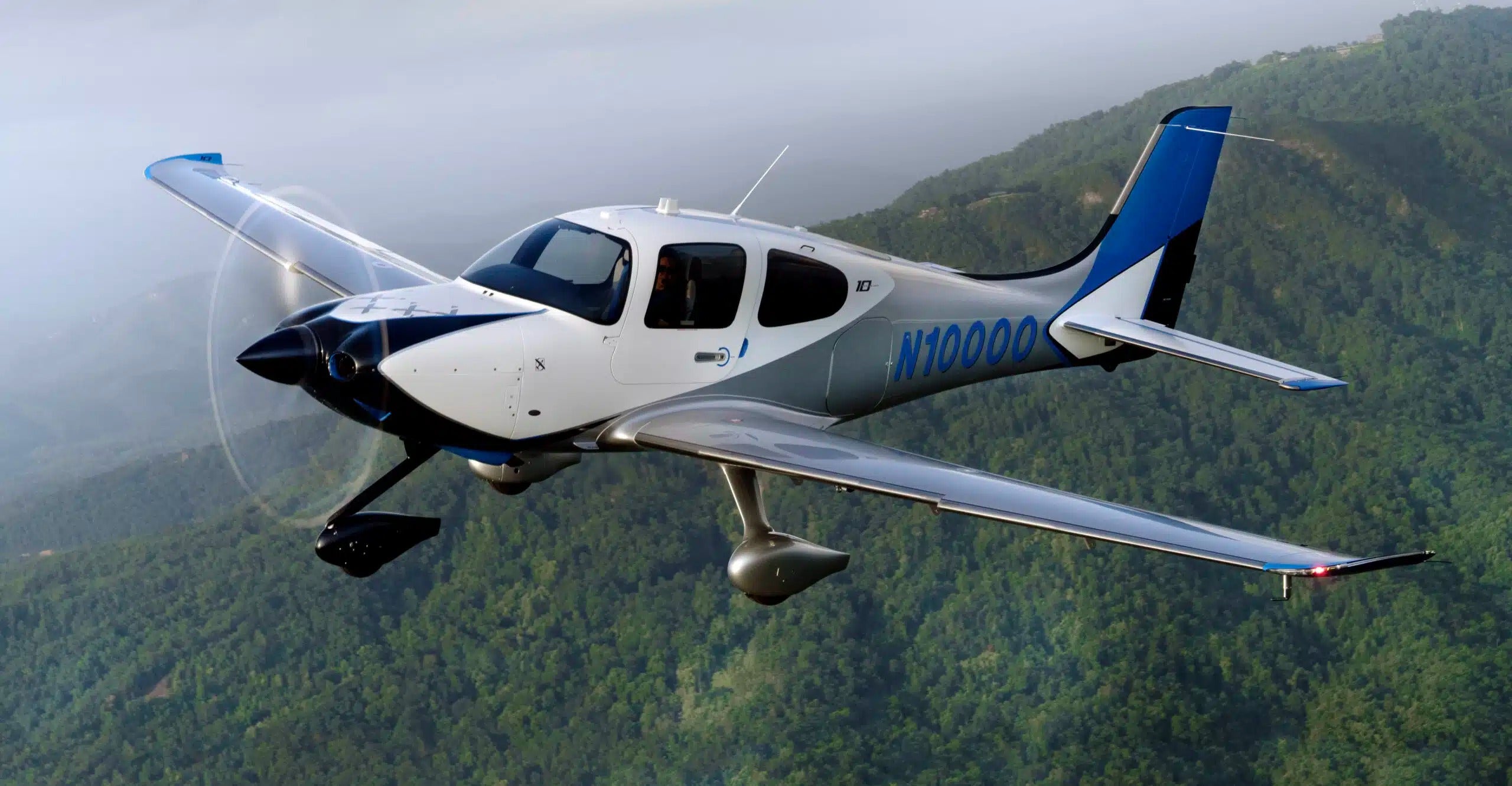 Cirrus' 10,000th SR Series aircraft