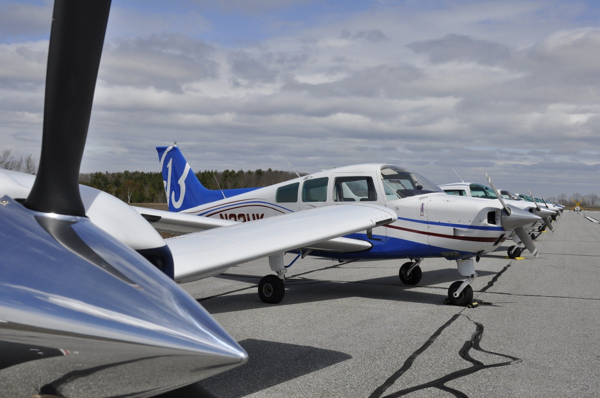 Planes at MIF.