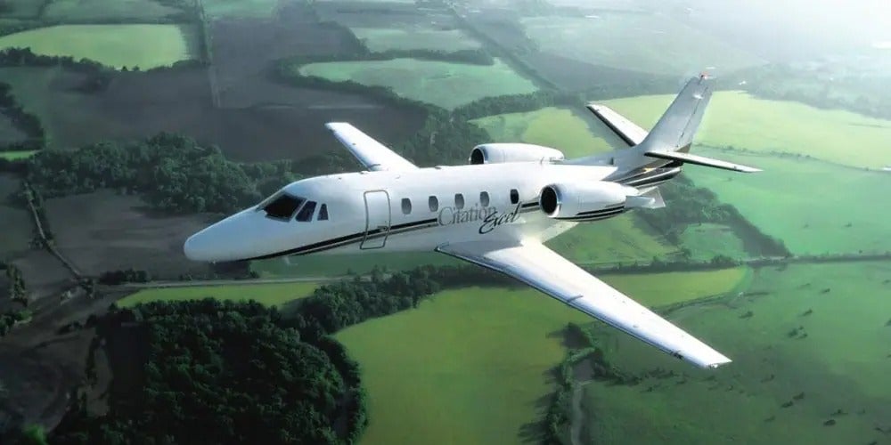 Jet in air