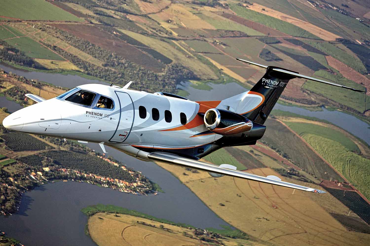 Embraer Phenom 100