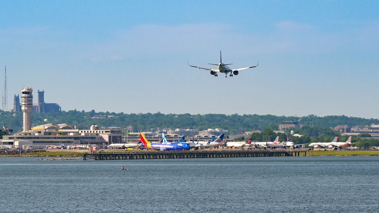 Aircraft at DCA