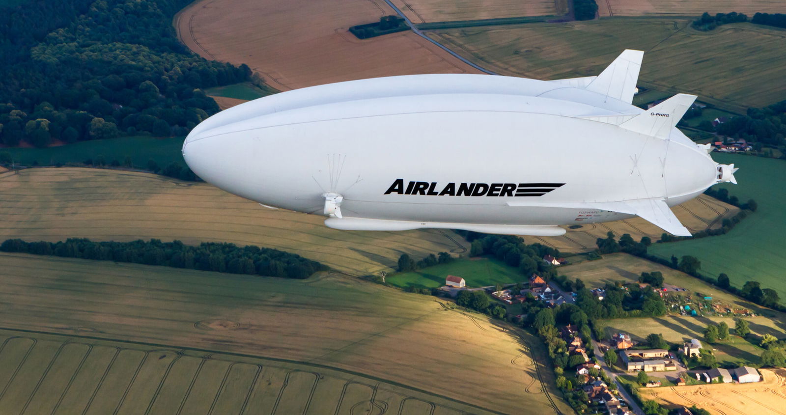 The Evolution of Airlanders: From The Flying Bum to Potential Hydrogen-Powered Giants