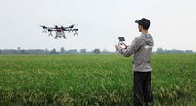 There are many programs out there to help start or grow your commercial drone pilot career. [Credit: DJI-Agras/ Pixabay]